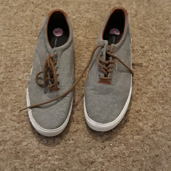 Tommy Hilfiger sneakers - Picture 2 of 8